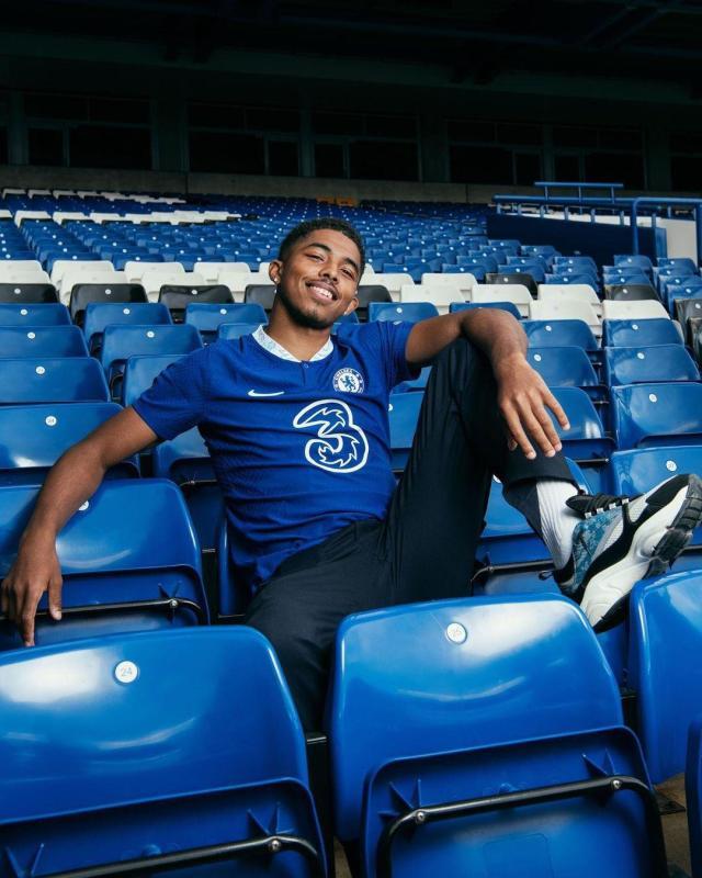 鲸鱼体育-【观察】“瓦拉内二世”福法纳，切尔西的完美选择？