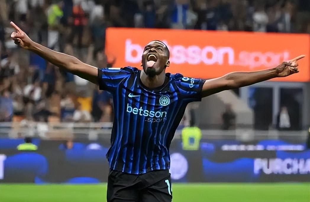 鲸鱼直播nba-韩鹏胆子真大！热身赛直接尝试让德尔加多踢后腰，效果却很一般